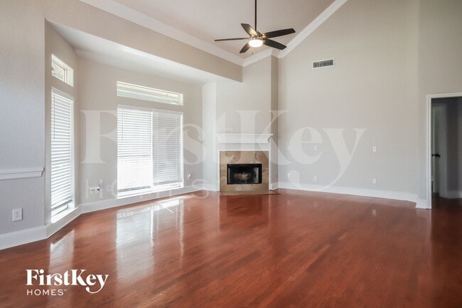 Foto del edificio - 3527 Bayou Forest Dr