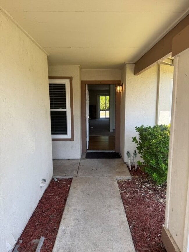 Building Photo - 2766 Applewood Dr