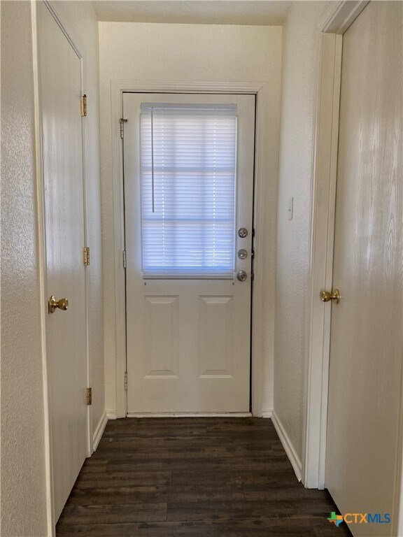 Foto del edificio - 4409 Jeff Scott Dr