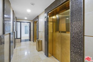 Foto del edificio - 3141 Michelson Dr