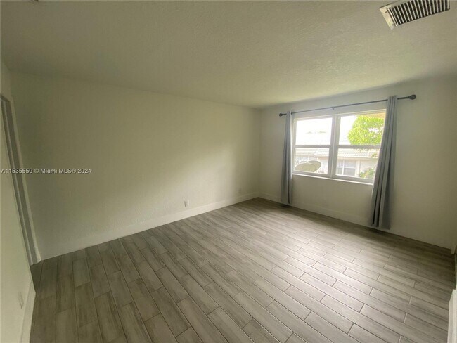 Building Photo - 3777 Northwest 78th Avenue, Hollywood, FL ...