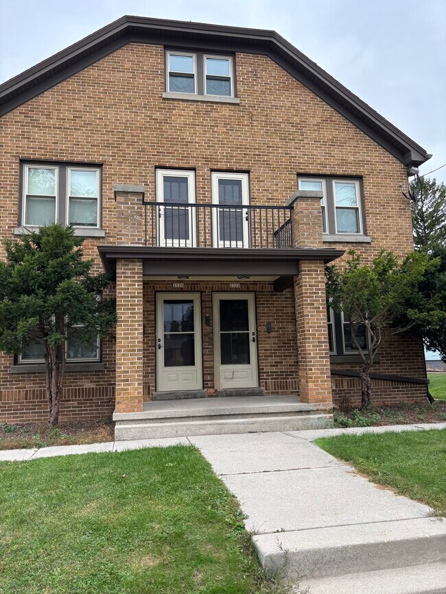 Foto del edificio - 2520 Calumet Dr