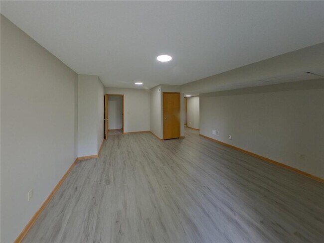 Foto del edificio - 7701 Barbara Ave