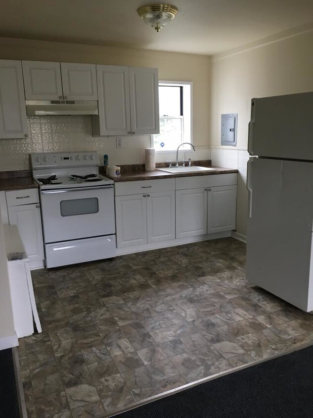 5 Francis St, Wrightstown, NJ 08562 Apartments in Wrightstown, NJ