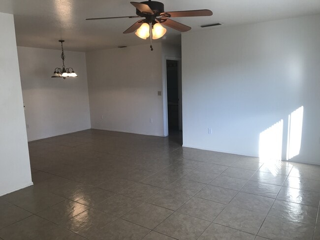 Foto del edificio - T3561