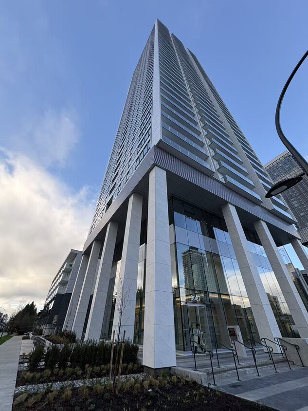 Building Photo - 6087 Wilson Ave