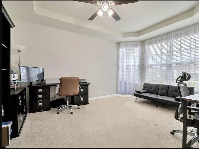 Building Photo - 7635 Taormina Way