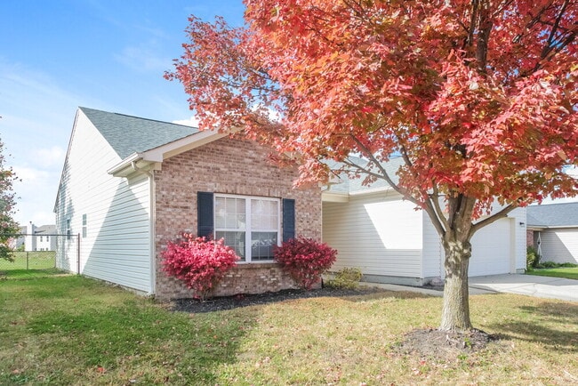 Building Photo - 3500 Limelight Ln