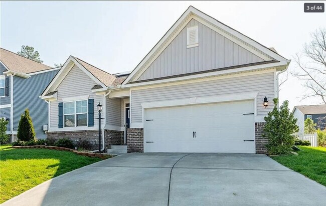 Foto del edificio - 7500 Sedge Dr