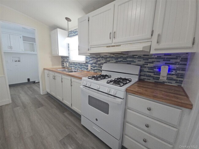 Foto del edificio - 329 County Rte 17