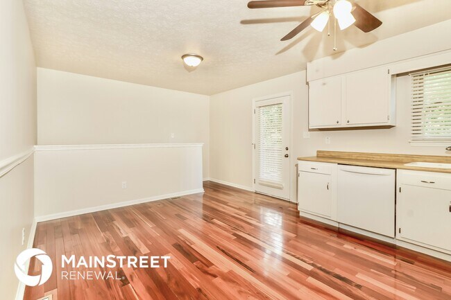 Foto del edificio - 10302 Bayport Rd