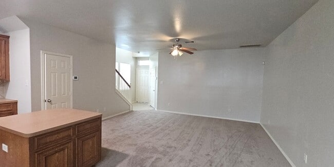 Building Photo - 706 Woodport Ln