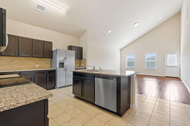 Building Photo - 5825 Roderick Dr