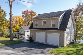 Building Photo - 4027 Graywood N