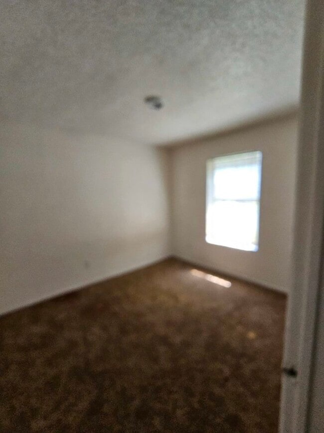 Foto del edificio - 3404 Burton Ave