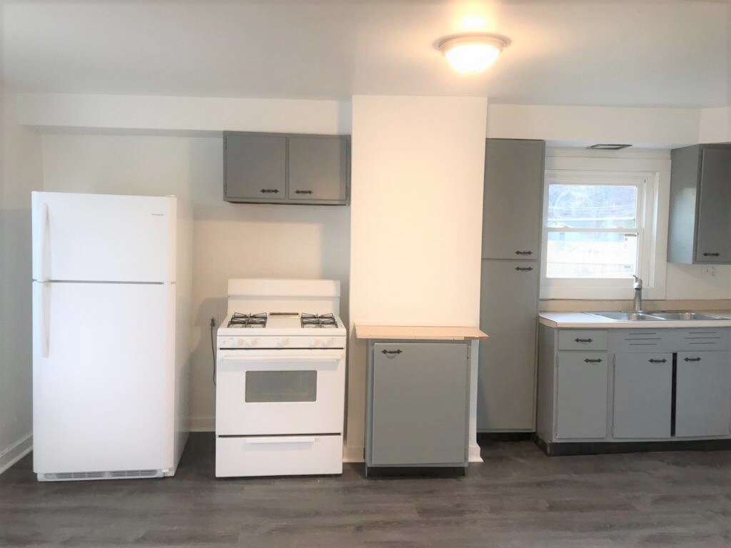 Primary Photo - 125 Clinton Ave