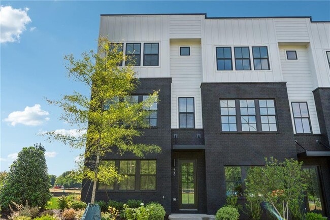 Building Photo - 2500 Northwinds Pkwy