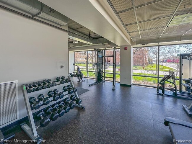 Building Photo - 101 Curry Ave