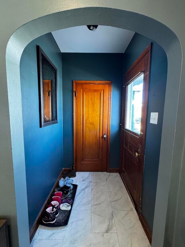 Foto del edificio - 3667 E Layton Ave