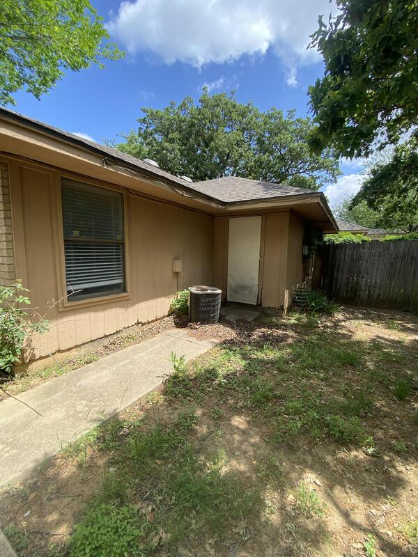 2320 Kingsford Ct, Arlington, TX 76017 Condo for Rent in Arlington