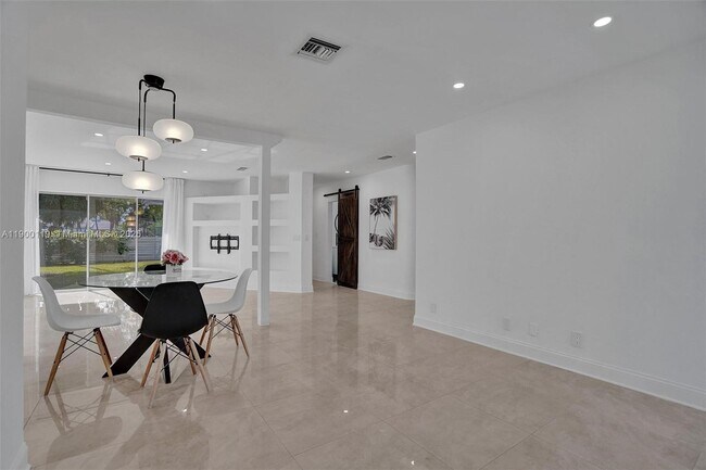 Building Photo - 1318 Jackson St