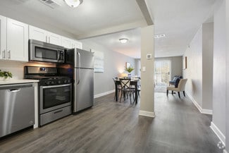 Newly Updated Kitchens - 4117 The Flats