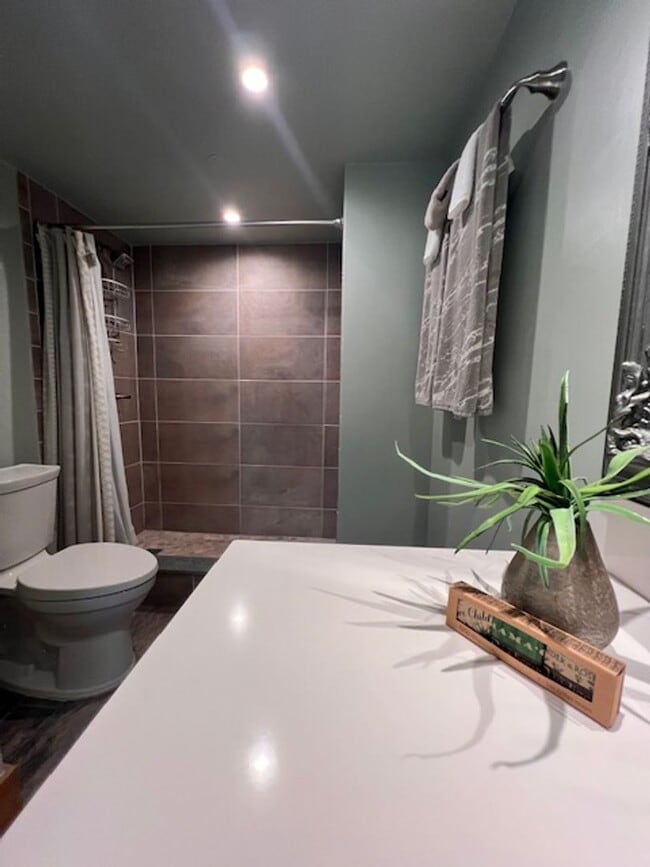 Foto del edificio - Makaha Valley Studio with spectacular views