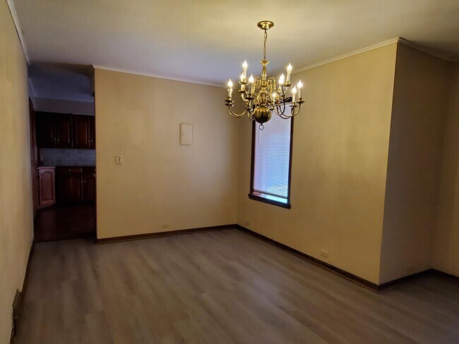 Foto del edificio - 1505 Suggett Ave