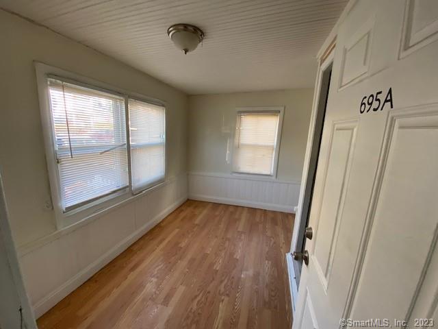 Foto del edificio - 695 Beechwood Ave