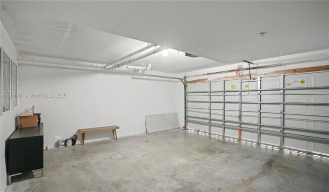 Building Photo - 2 bedroom in Aventura FL 33160