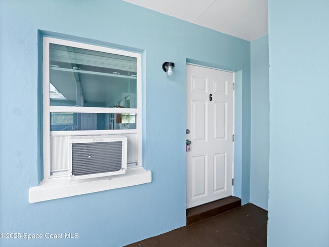 Building Photo - 101 Deland Ave