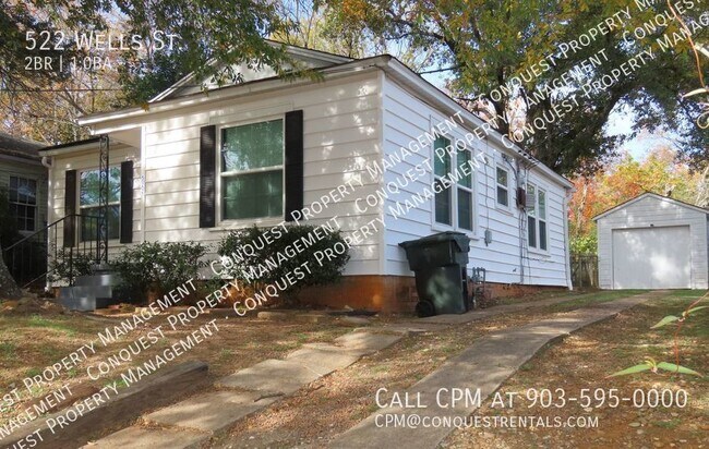 Building Photo - Charming 2 Bedroom House w/Garage!