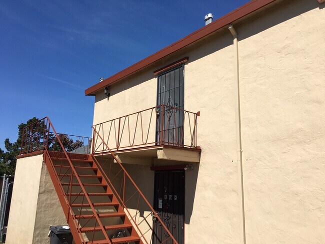 Foto del edificio - 1513 Derby St