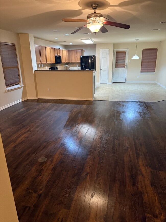 Foto del edificio - 6538 Lighthouse Way
