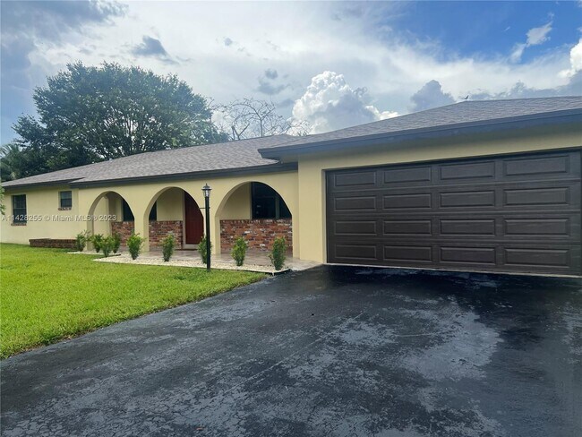 Foto del edificio - 13011 SW 14th Pl
