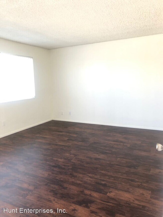 Foto del edificio - 14037 Chadron Ave