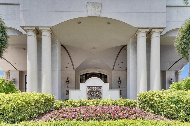 Foto del edificio - 345 Bayshore Blvd