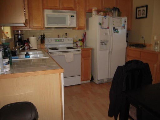 Photo - Fresh 3 bedroom - New Carpet new paint in Quatama area House