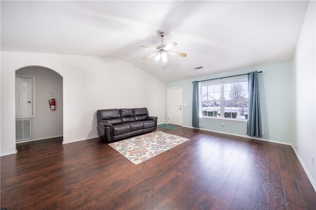 Foto del edificio - 5403 SW Cherry Creek Rd