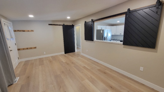 Foto del edificio - 668 Ann St