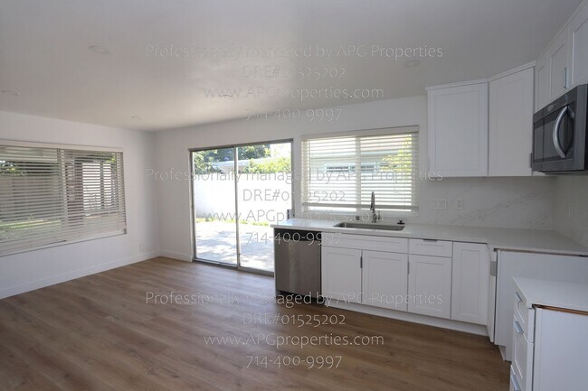 Foto del edificio - 3324 S Olive St