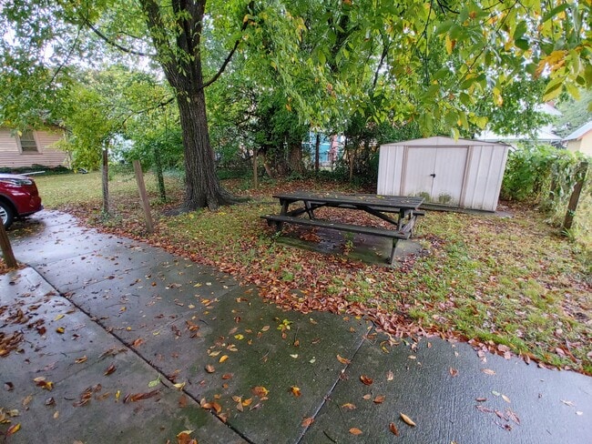 Building Photo - 232 Cansler Ave