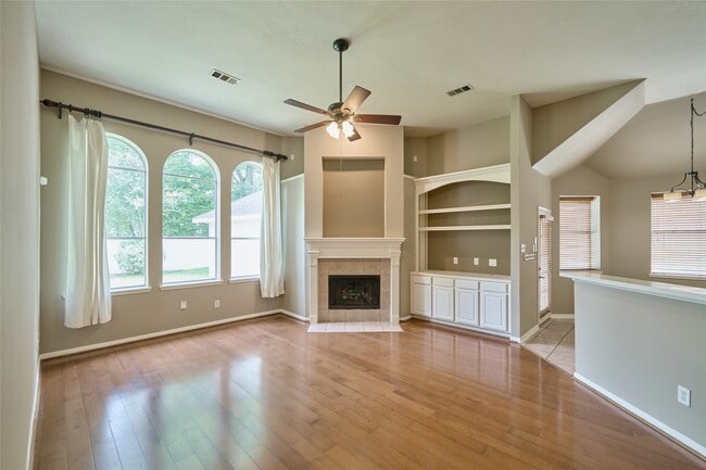 Foto del edificio - 15810 Ashton Hills Dr