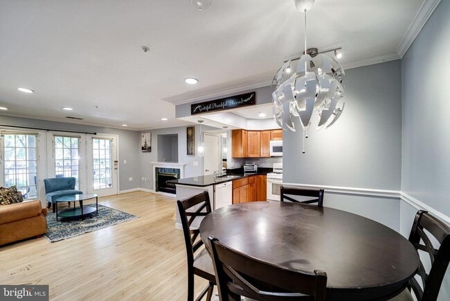 Building Photo - 6603 Thackwell Way