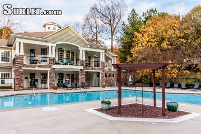 Primary Photo - 725 Candler Ln
