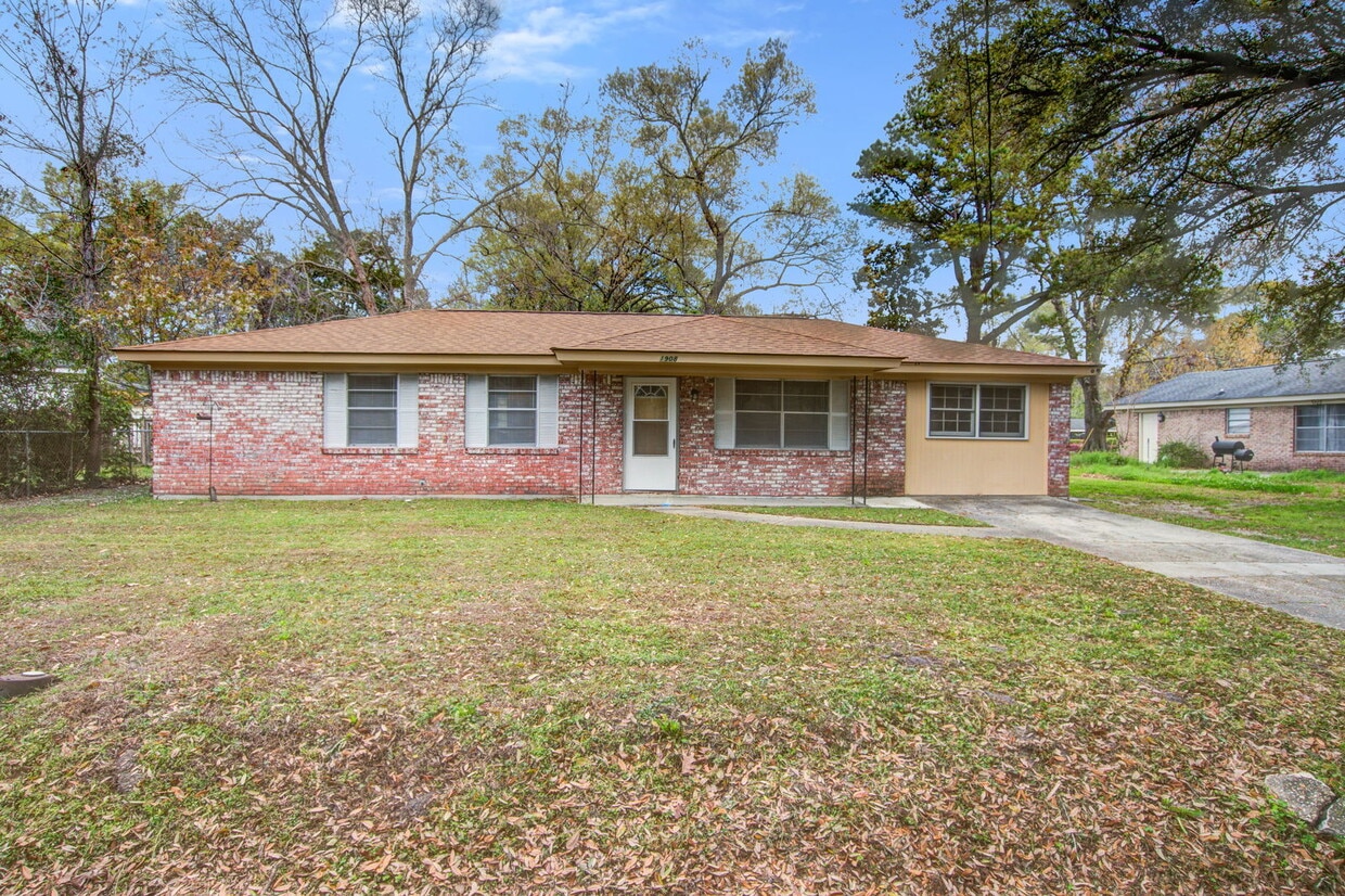 Photo - 1908 Swift Avenue, Charleston, SC 29407 - 3 BR 1 BA single-family home