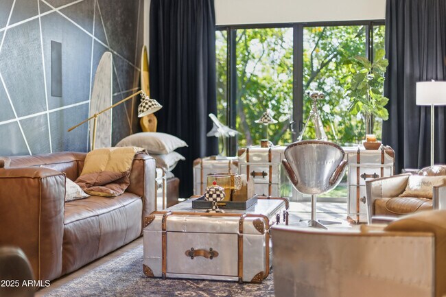 Foto del edificio - 10203 E Camelot Ct