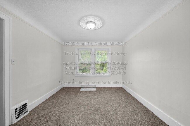 Foto del edificio - 17309 Stout St