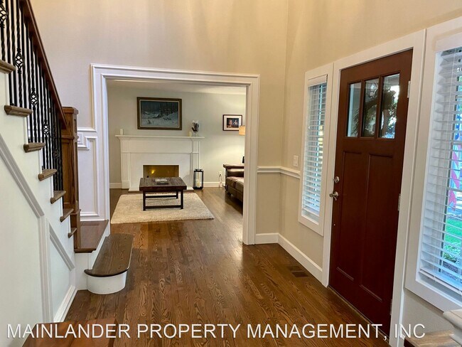 Foto del edificio - 4 br, 3 bath House - 4078 MELISSA DR.