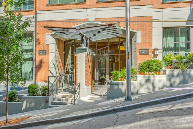 Foto del edificio - 1420 Terry Ave